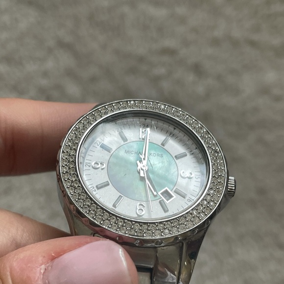 Michael Kors stainless steel watch - Picture 7 of 11